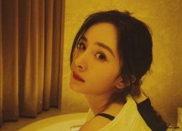 探索男🍌❌女🍑摸🐻香蕉成人网站最新版下载：最新资源与观看体验对比