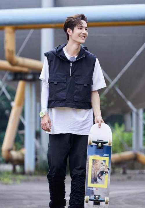 探索黑料 官网最新版下载——最新动态与安全指南