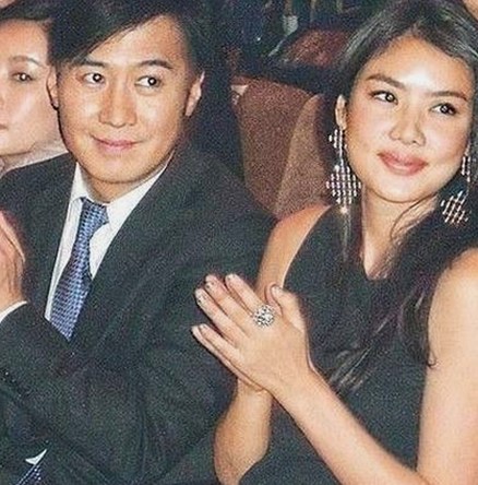 从旧到新：51吃瓜网最新版下载带你揭秘娱乐圈最新动态