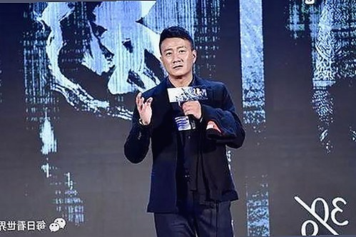 小巧🐥伸女生🍑🍑里姿势免费版：探索多样玩法与最新资源推荐