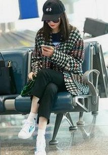 已满十八岁电视剧完整版官方版下载免费版：网络背后的人物变化与争议