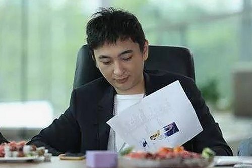 免费黄色免费版：满足成人娱乐需求的现状与反思