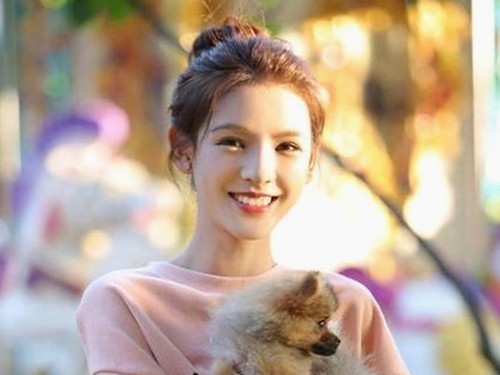 《摩登家庭第二季》：多角度解析经典剧集的魅力