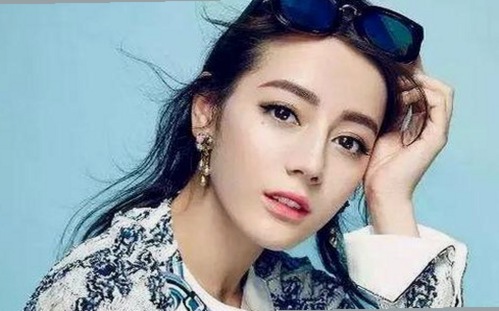 菠萝视频免费版：探索最新免费视频资源与多样内容的完美结合