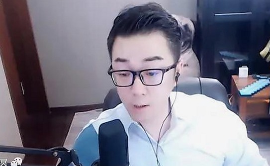 最新爆款：www.色 萝网站17c官方版带你畅享高清影视体验