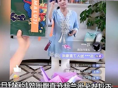 探秘91 一起草wwwcom91免费版：数字平台背后的发展与争议